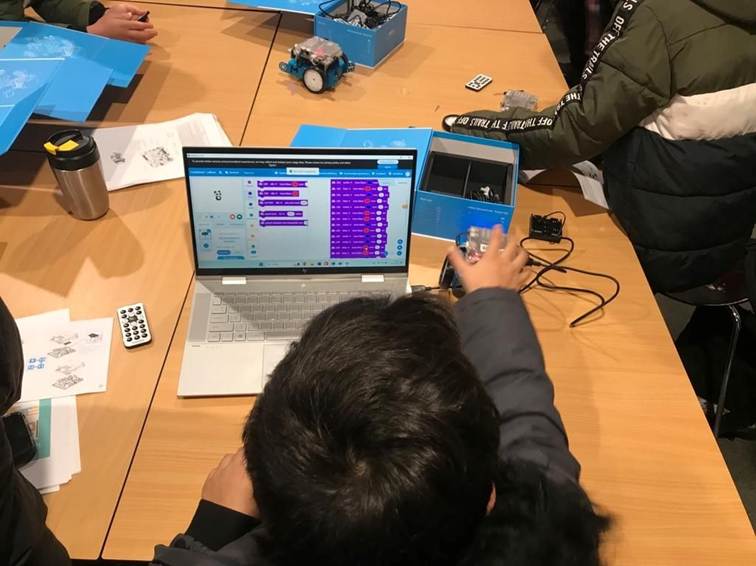 Sfeerbeeld van een WailSalutem workshop